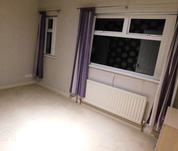 8 Knockgreenan Avenue, Omagh, BT79 0EB - Photo 4