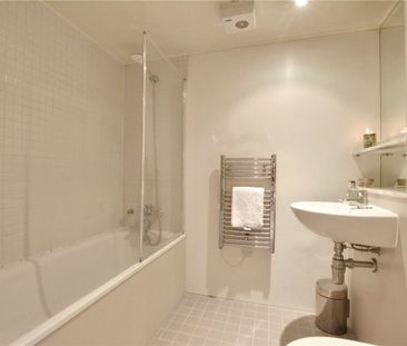 1 Bed Flat, Alaska Building, SE13 - Photo 3