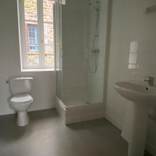 Location Appartement 2 pièces 46m² CHATELAUDREN 22170 - Photo 1