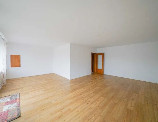 Moderne 2-Zimmer-Wohnung mit Balkon und EBK! - Foto 1