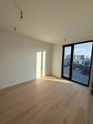 Appartement te huur - Photo 2