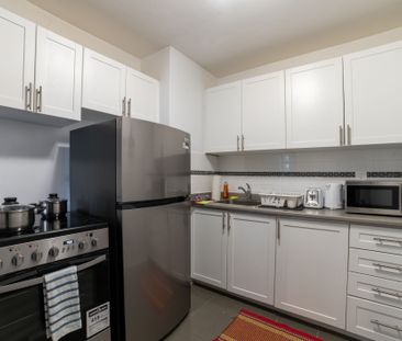 Deluxe Room - Islington (Etobicoke) - Photo 6