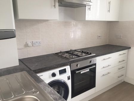 1 Bed Flat, Northcote Road, CR0 - Photo 3