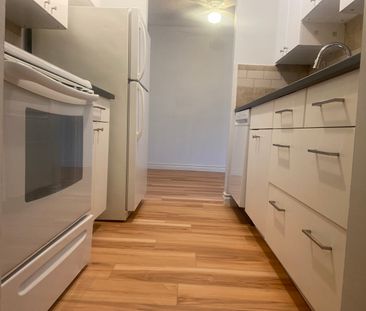 #214 2624 Mill Woods Road East - Photo 6