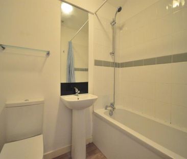Washway Road, Sale - Photo 3