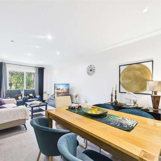 London Road, Binfield, Bracknell, Berkshire, RG42 - Photo 1