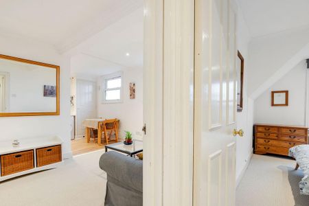 1 bedroom flat to rent - Photo 4