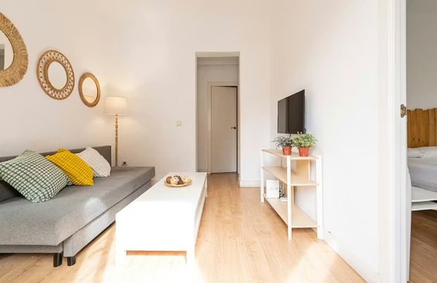 Calle de Tribulete, Madrid, Community of Madrid 28012 - Photo 1