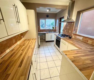 3 bedroom detached house to rent - Photo 3