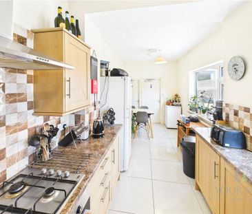 1 bedroom in a house share to rent - Photo 1