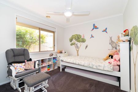 COMFORTABLE LIVING ON KALOONA DRIVE - Photo 2