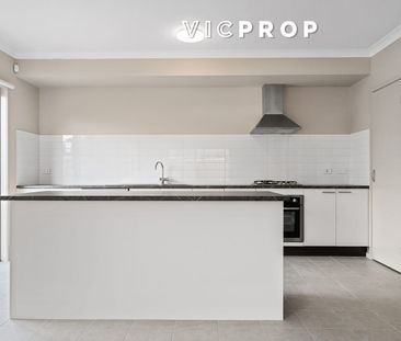 39 Narada Road, Truganina, Vic 3029 - Photo 3