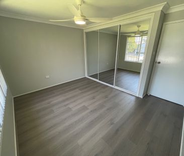 Popular Location - Family Home - Photo 2