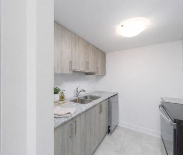 For Lease - 53 Pumpkin Corner Crescent Unit# 6, Barrie, Ontario - Photo 4