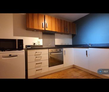 2 bedroom flat to rent - Photo 6