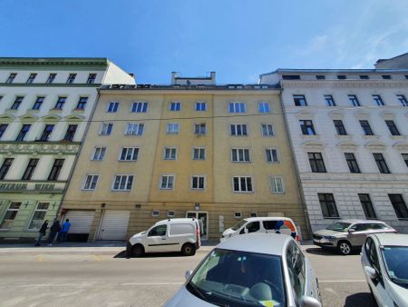 Zentrale Lage - Ansprechende Neubauwohnung mit super Grundriss - Photo 2