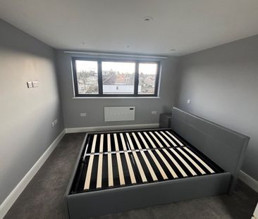 Room in a Shared House, Harley Road, HA1 - Photo 3