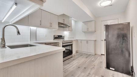 For Lease - 4 Oceanpearl Crescent Unit# Basement, Whitby, Ontario - Photo 2