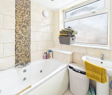 3 bed to rent in Buckingham Road, Redcar, TS10 - Photo 4