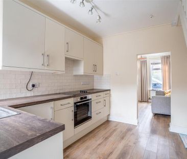 2 bedroom terraced house to rent - Photo 5