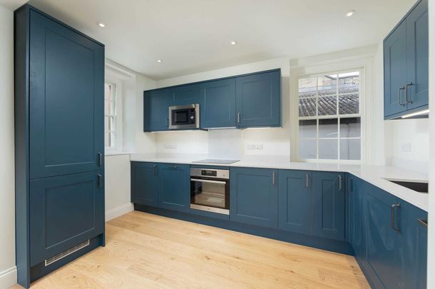 Piccadilly Place - Photo 1