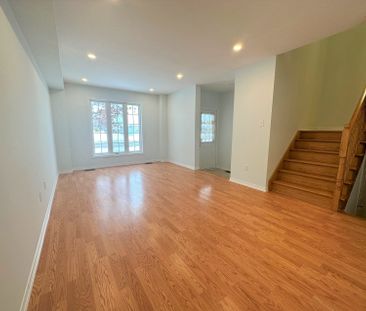 For Lease - 588 Hoover Park Drive, Whitchurch-Stouffville, Ontario - Photo 4