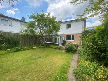 3 bedroom detached house to rent - Photo 4
