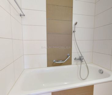 APPARTEMENT ENTIEREMENT RENOVE DE 3½ PIECES - Photo 5