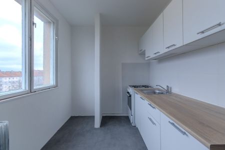 Pronájem bytu 1+1 • 36 m²Polská, Kladno - Kročehlavy, Středočeský kraj - Photo 3