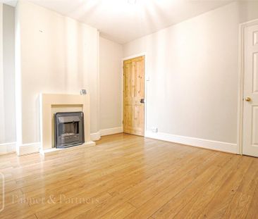 2 bedroom terraced house to rent - Photo 1