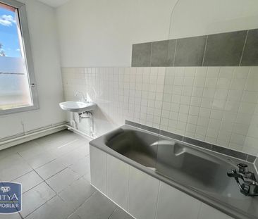 Location Appartement 3 pièces 81m² VENISSIEUX 69200 - Photo 2