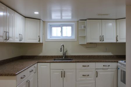 For Lease - 226 Beechy Drive Unit# Lower, Richmond Hill, Ontario - Photo 5
