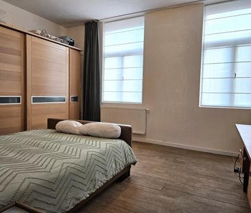 Gerenoveerde woning op wandelafstand van het centrum - Photo 3