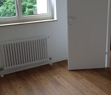 4-Zimmer Wohnung mit Balkon am Zollberg. Ideal für Familien! - Foto 1