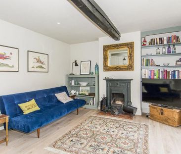 2 bedroom terraced house to rent - Photo 2