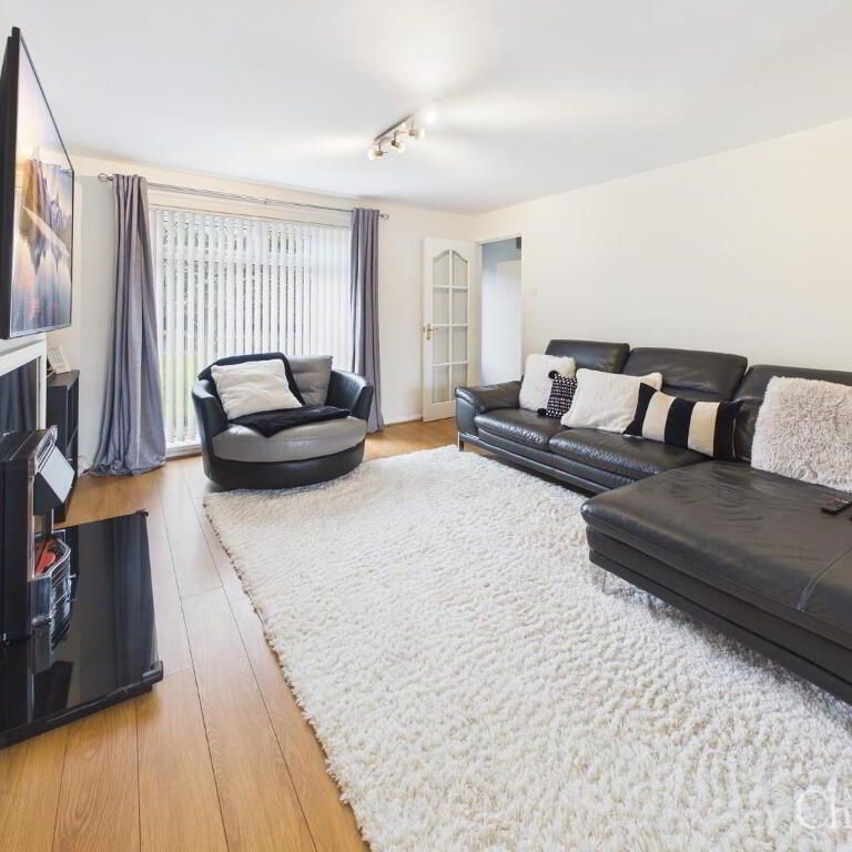 54 Cedar Grove, Holywood, BT18 9QG - Photo 1