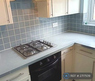 2 bedroom semi-detached house to rent - Photo 2