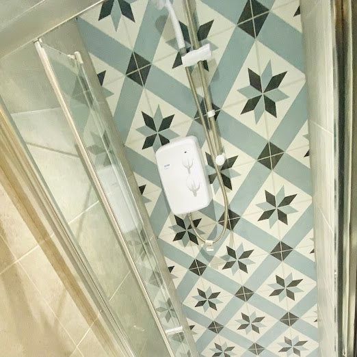 Room in a Shared House, Middle Road, SW16 - Photo 1