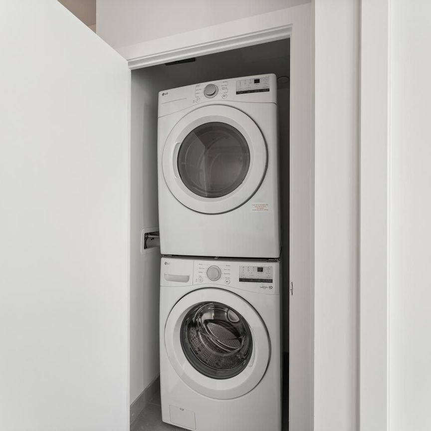 For Lease - 4130 Parkside Village Drive Unit# 3002, Mississauga, Ontario - Photo 1