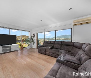 Lifestyle , Views and Sought After Suburb - Photo 5