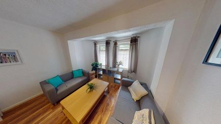 5 bedroom ground floor flat to rent - Photo 2