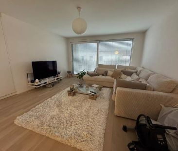 Moderne et idéalement situé - Foto 1