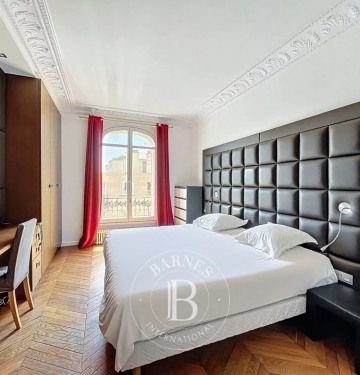 Appartement • Saint James-Général Koenig - Photo 1
