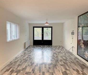 2 Wall Road, Gilford, BT63 6WR - Photo 1