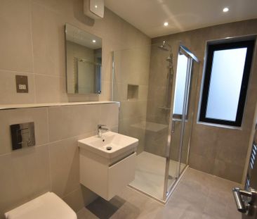 2 bedroom maisonette to rent - Photo 2