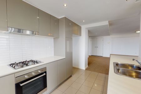 704/335 Wharf Road, Newcastle NSW 2300 - Photo 3