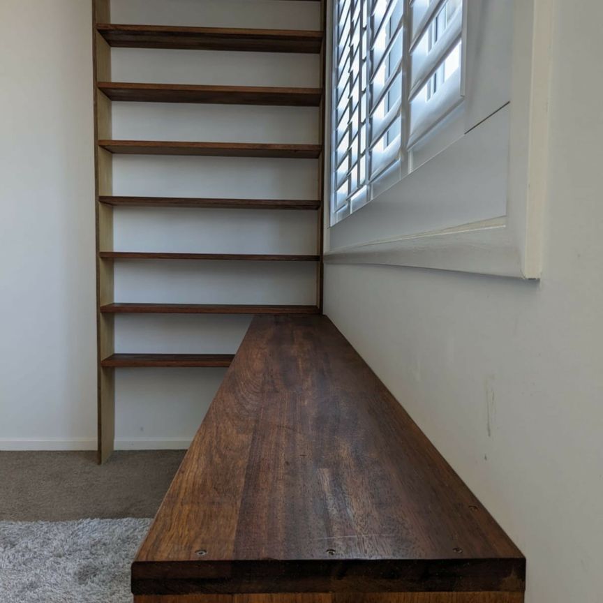 Modern One Bedroom Apartment - Photo 1