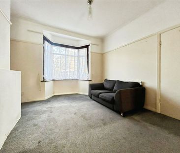 Station Road, Hounslow, TW3 2AP - Photo 1