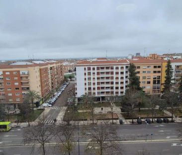 Piso de alquiler en Avenida Damián Téllez Lafuente, Ciudad Jardín - Photo 6