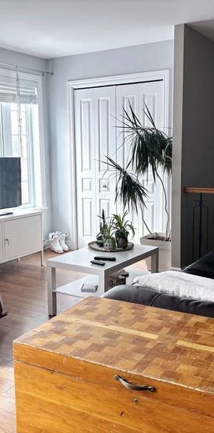 4 1/2 STYLE CONDO - Photo 1